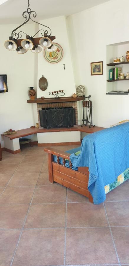 Casa Vacanza Etna Evergreen Villa ปิเอดิมอนเต เอตเนโอ ภายนอก รูปภาพ